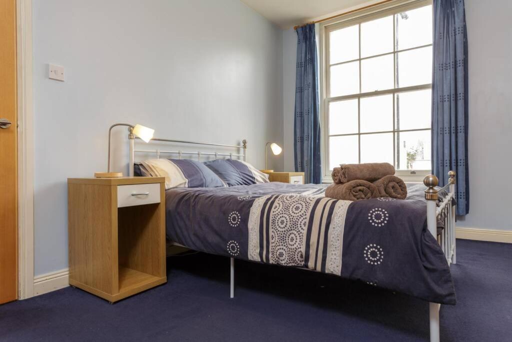 Appartement Spacious 3 Bedroom Beachfront With Amazing Sea Views! Portsmouth