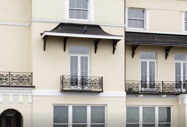 Appartement Spacious 3 Bedroom Beachfront With Amazing Sea Views! *